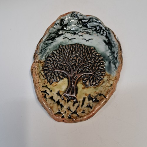 Click to view detail for SL-587 Porcelain Tree Image & Birds Spoon Rest $24